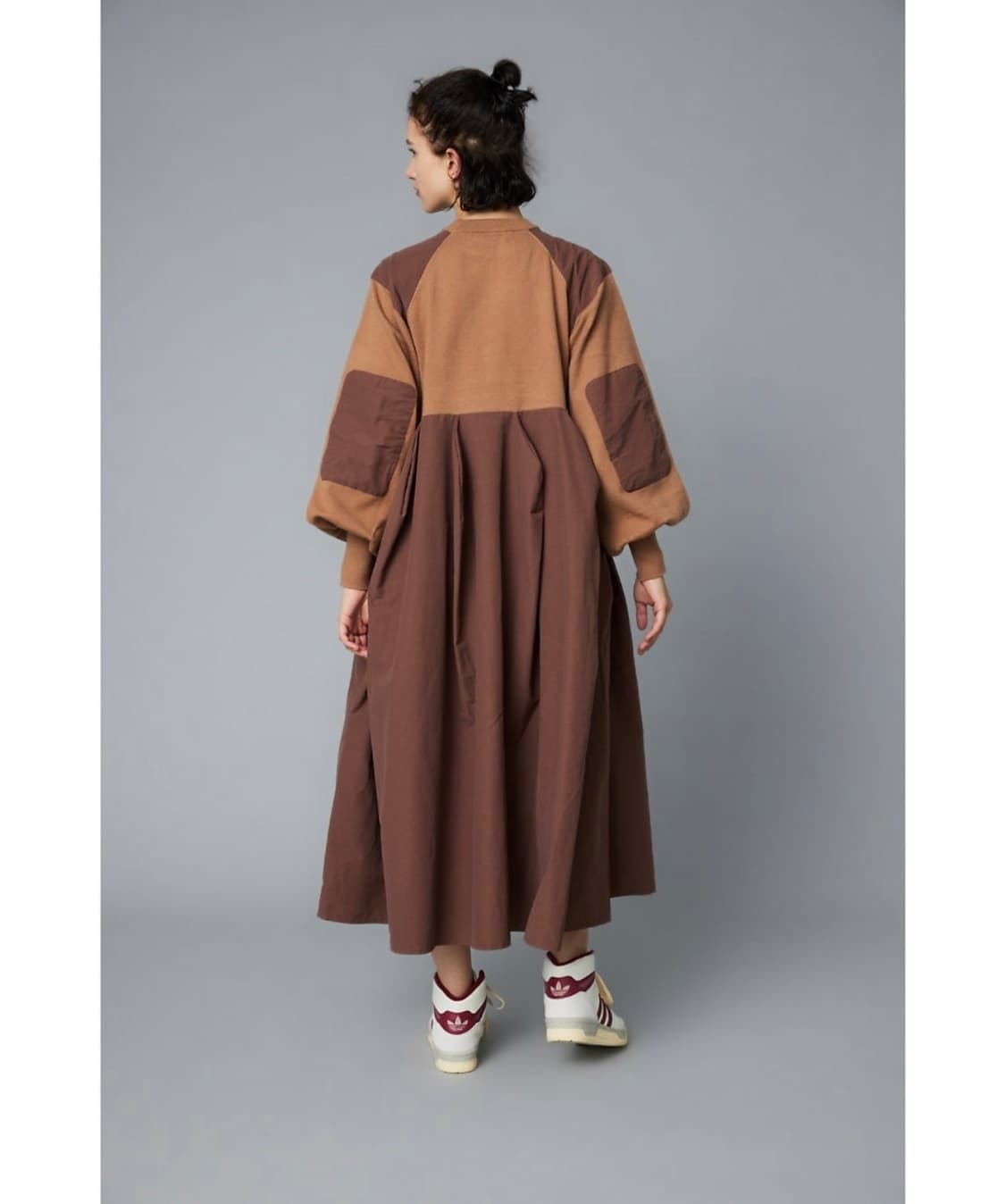 HeRIN.CYE 헤린사이 엘보우 패치 니트 드레스(엔폴드스타일) 상품이미지3