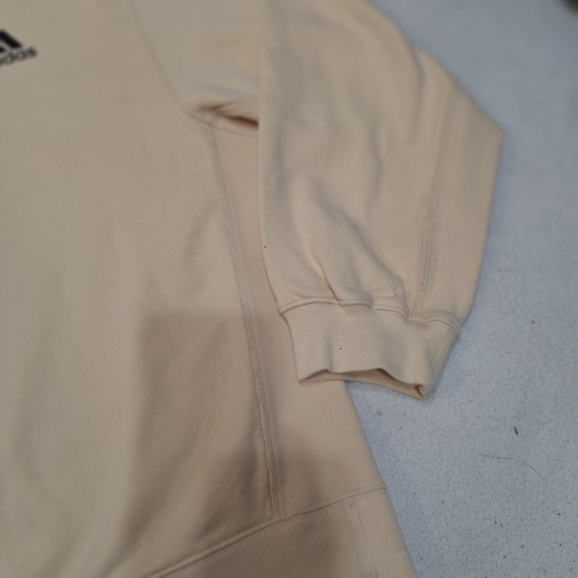 아디다스  맨투맨L 상품이미지3