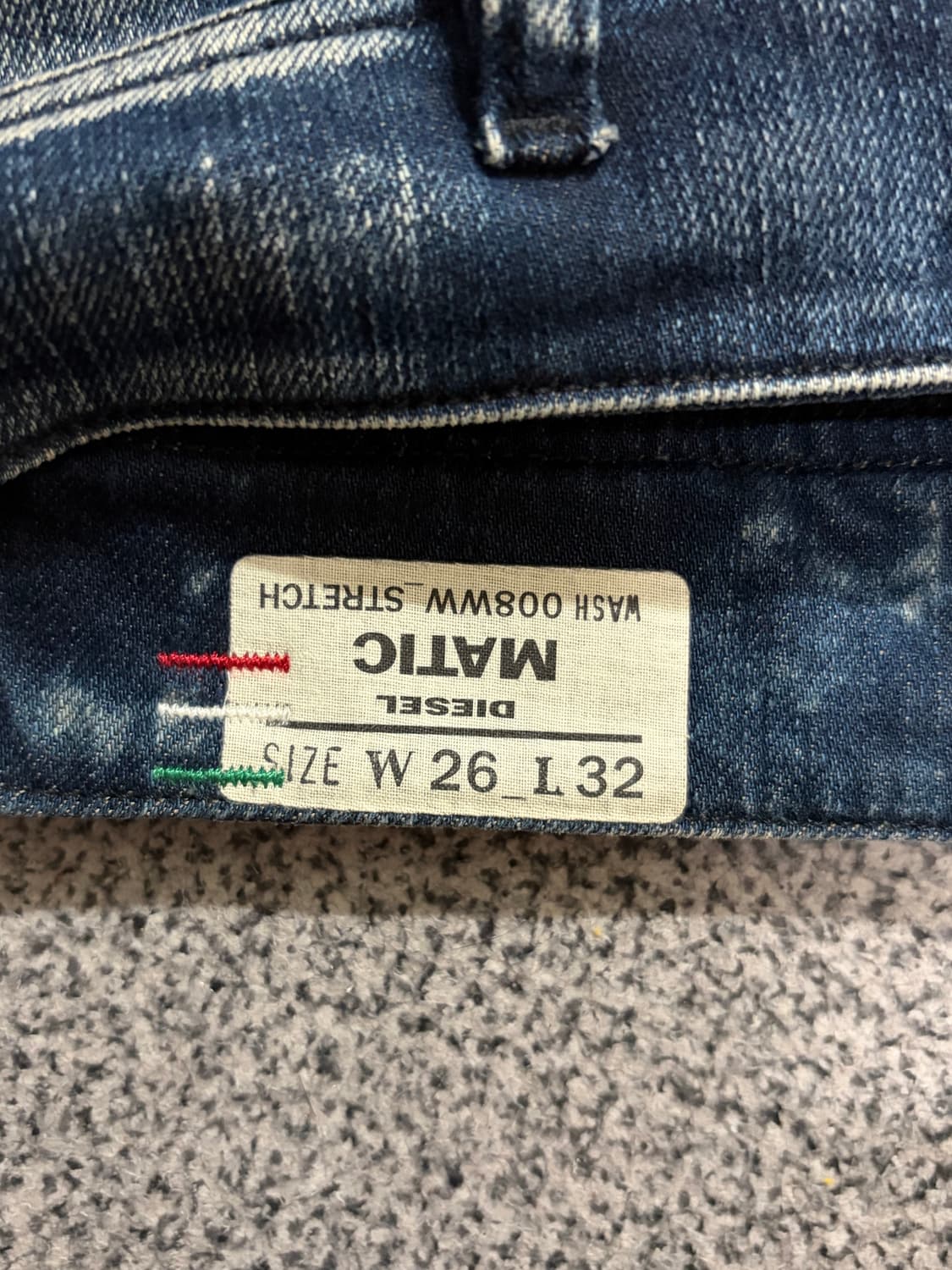 디젤 마틱 메이드인 이태리 슬림 로우라이즈 데님 상품이미지5