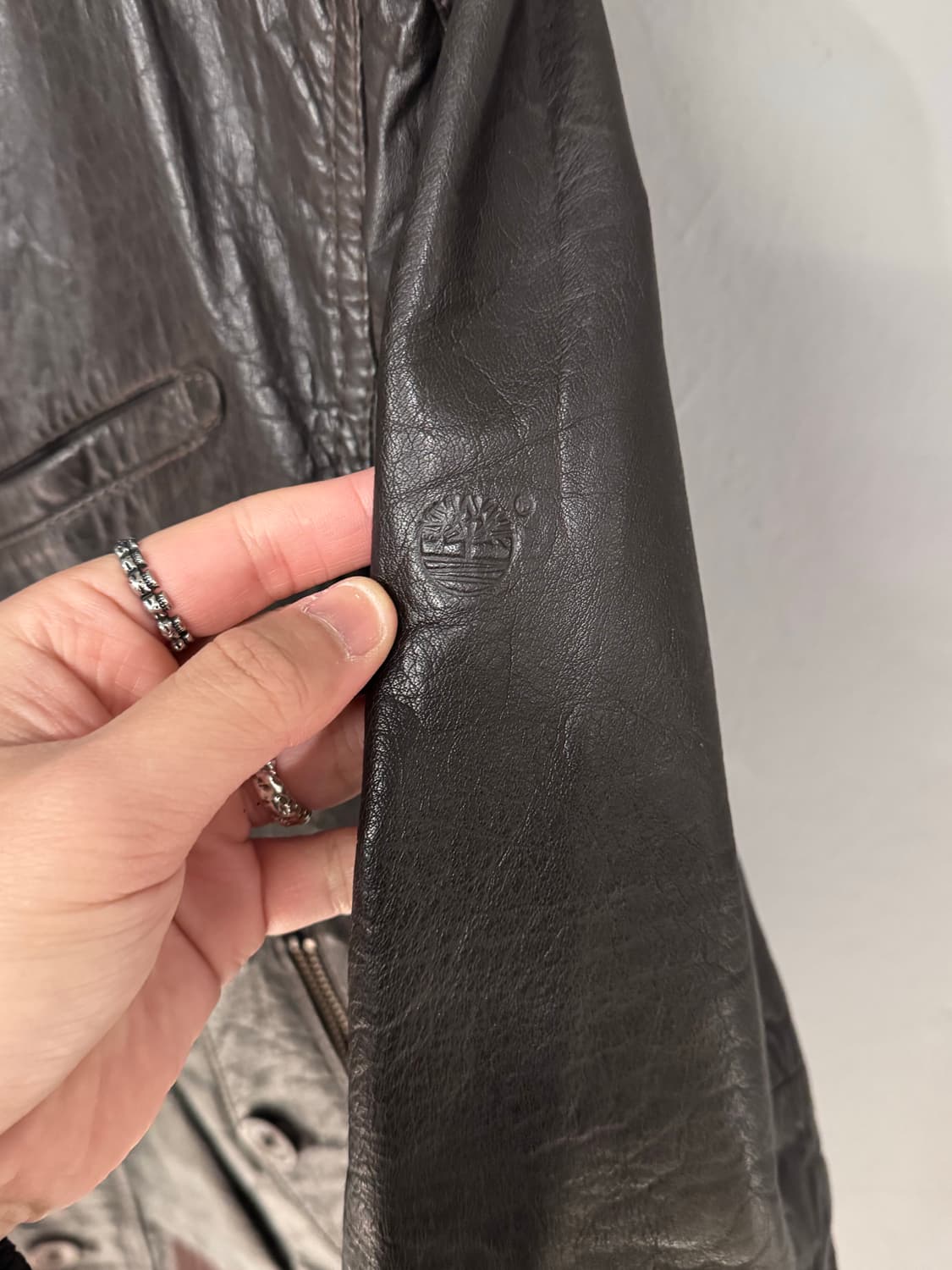 팀버랜드 카우하이드 하이넥 가죽자켓  상품이미지8