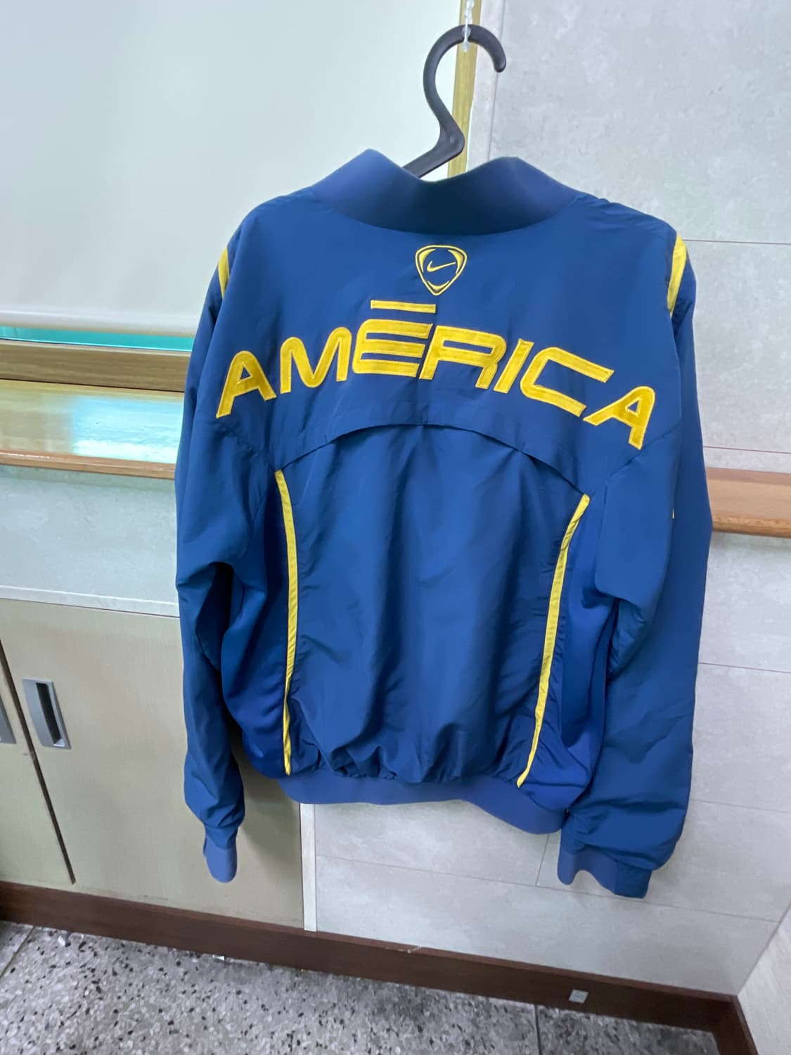 나이키 빈티지 클럽 아메리카 바람막이 팝니다 상품이미지6