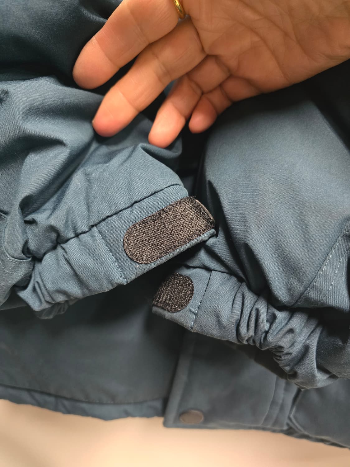 뉴발란스 카메라맨 덕다운패딩 L(100) 상품이미지8