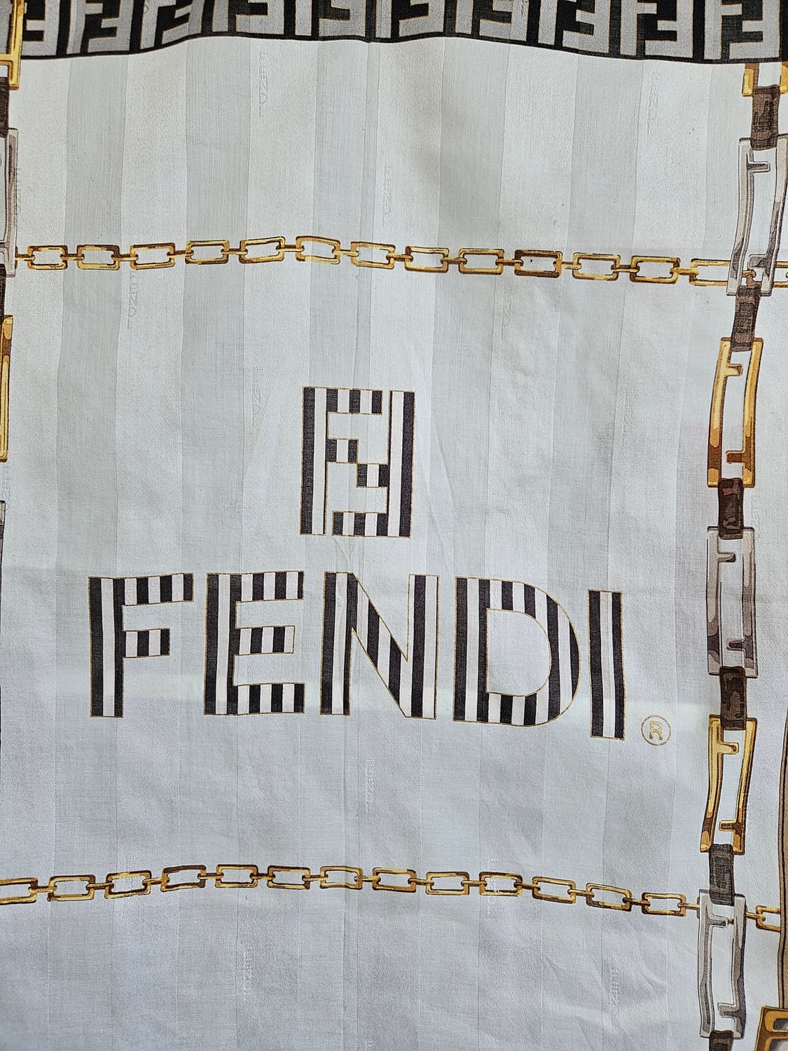 펜디(Fendi) 손수건 스카프 상품이미지2