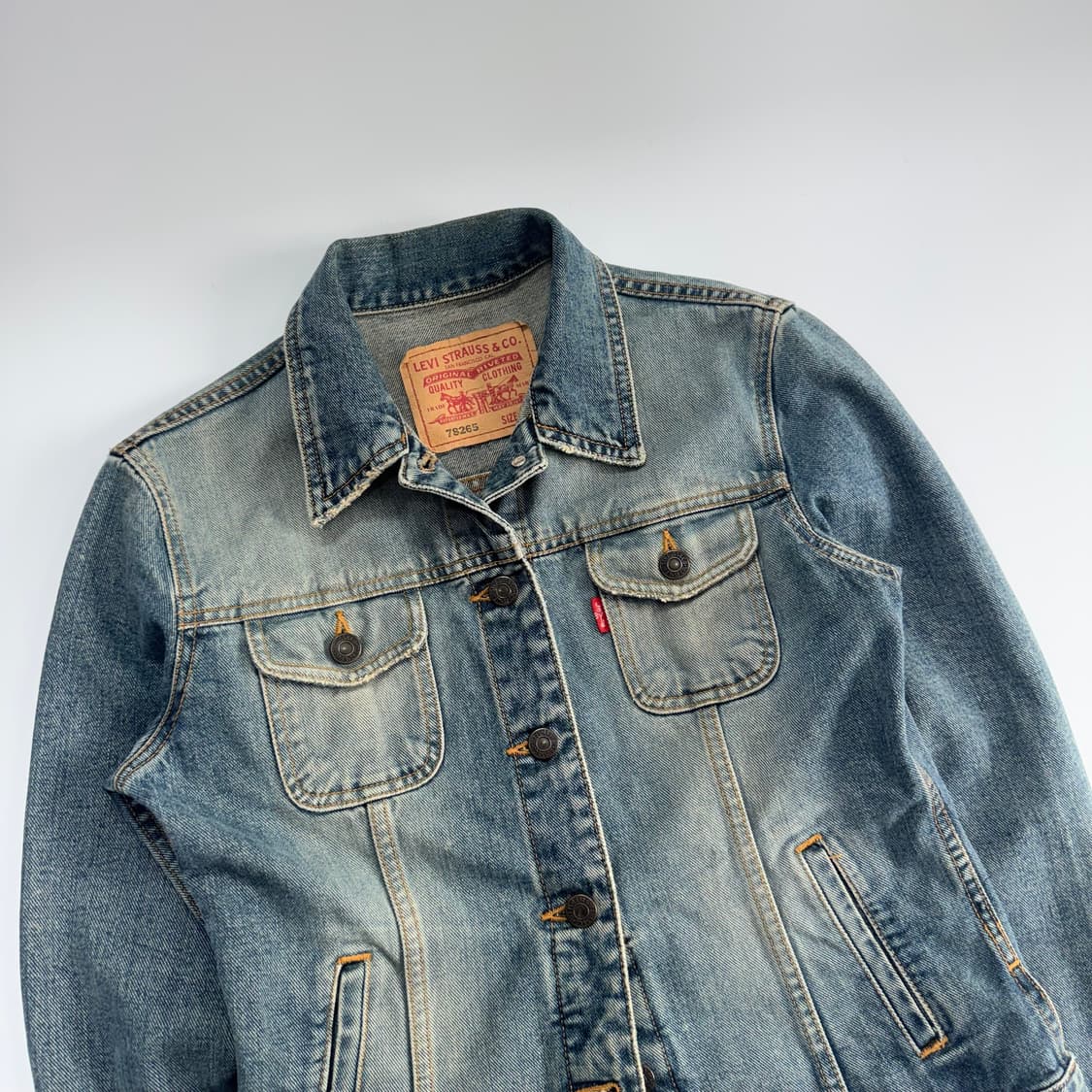 Levis 리바이스 투 포켓 워싱 데님 자켓 상품이미지4