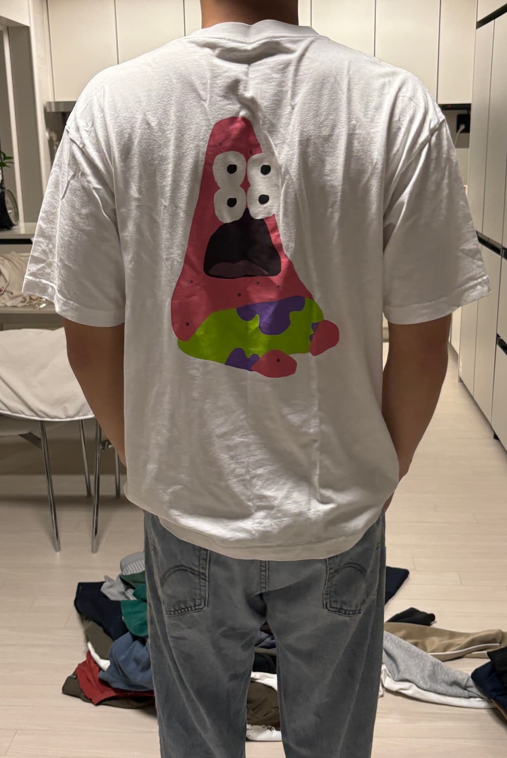 유니클로 ut 스폰지밥 상품이미지3