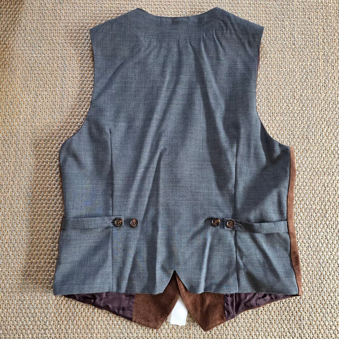 Eleventy 일레븐티 이탈리안 최고급 스웨이드 가죽 웨이스트 코트 베 상품이미지5