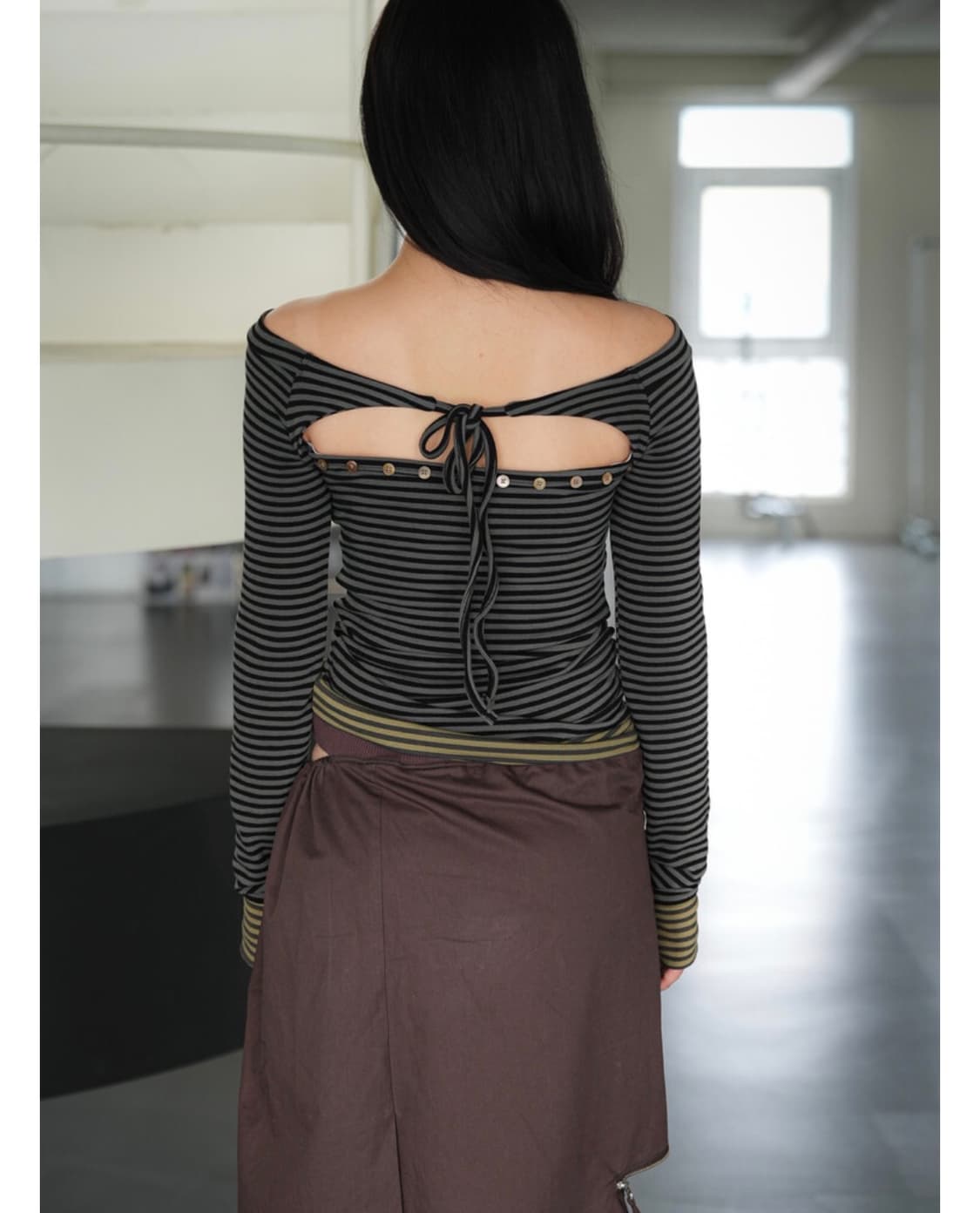 인앤양하모니 버튼 레이어 탑 (stripe, baby blue) 상품이미지2