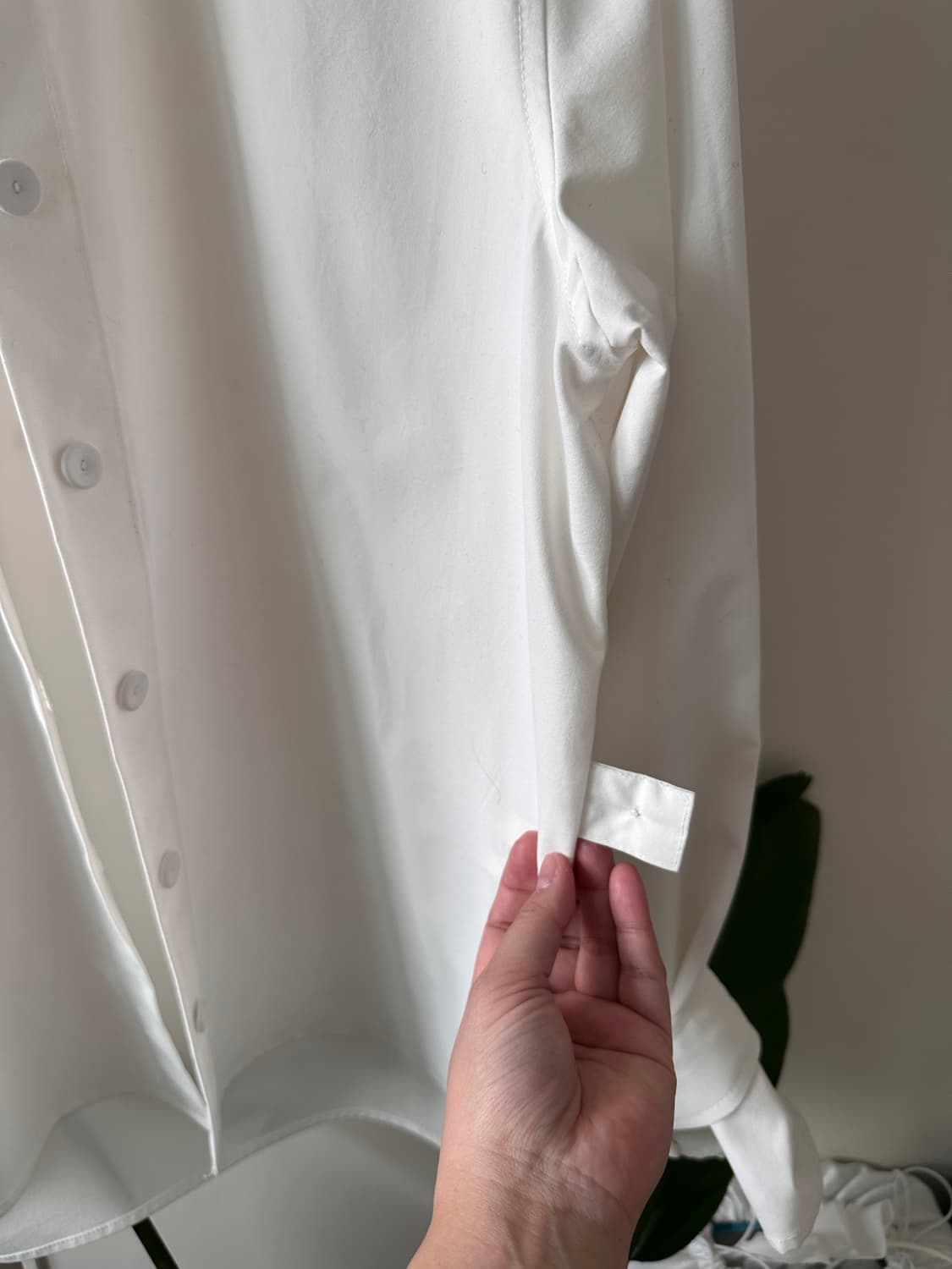 W컨셉 언에디트 여성 화이트 셔츠 프리사이즈 상품이미지8