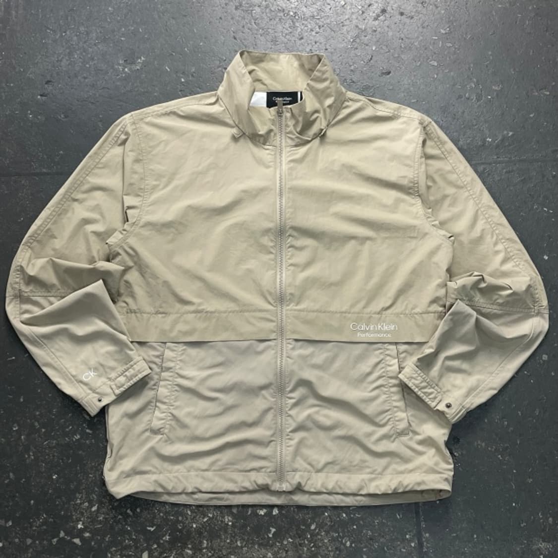 100 캘빈클라인 퍼포먼스 바람막이 상품이미지1