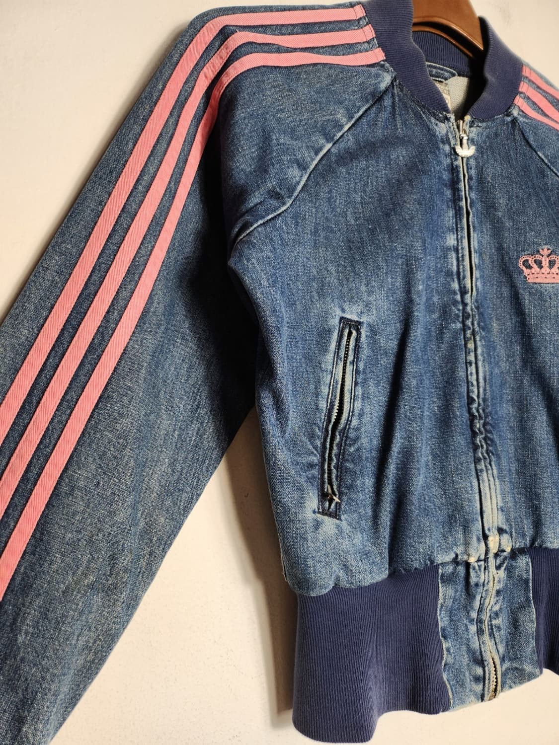 아디다스 미시엘리엇 리스펙트 미 데님 트랙탑 상품이미지4