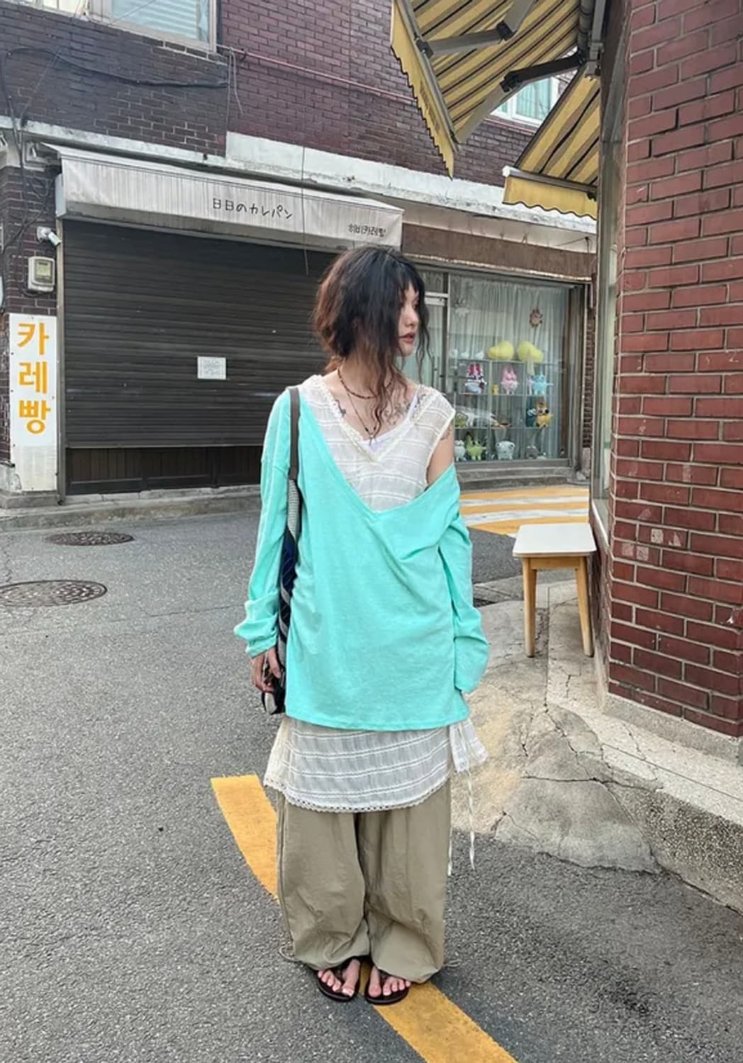 모래하우스 슈가 브이넥 민트 오버핏 티셔츠 상품이미지1
