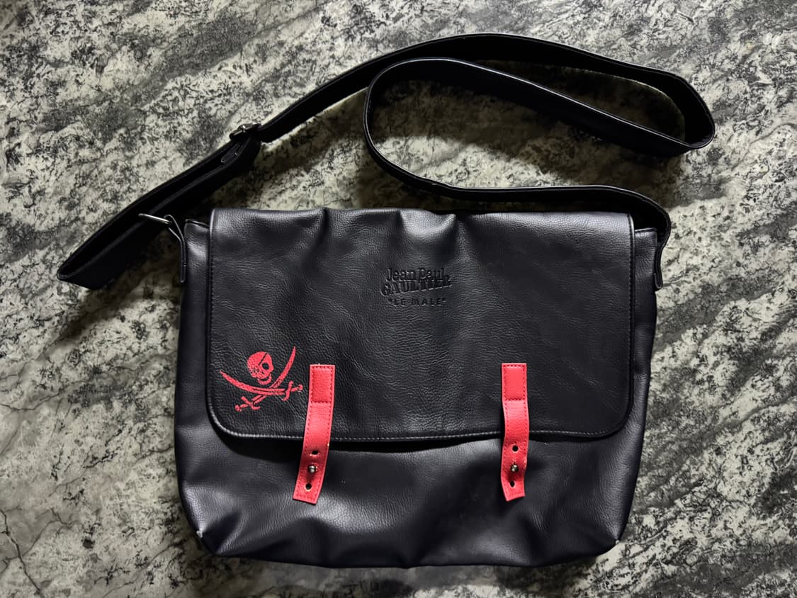 고티에 크로스백 상품이미지1