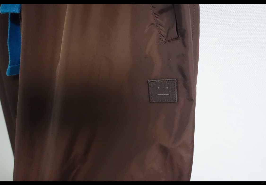 아크네스튜디오 나일론 팬츠 브라운 상품이미지3