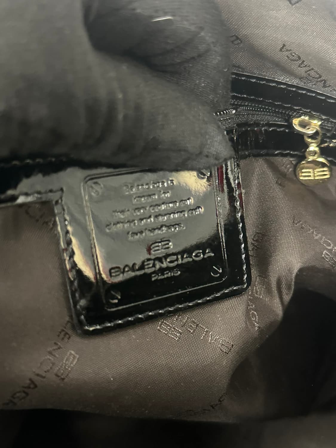 발렌시아가 금장 토트백 에나멜 종가방 상품이미지6