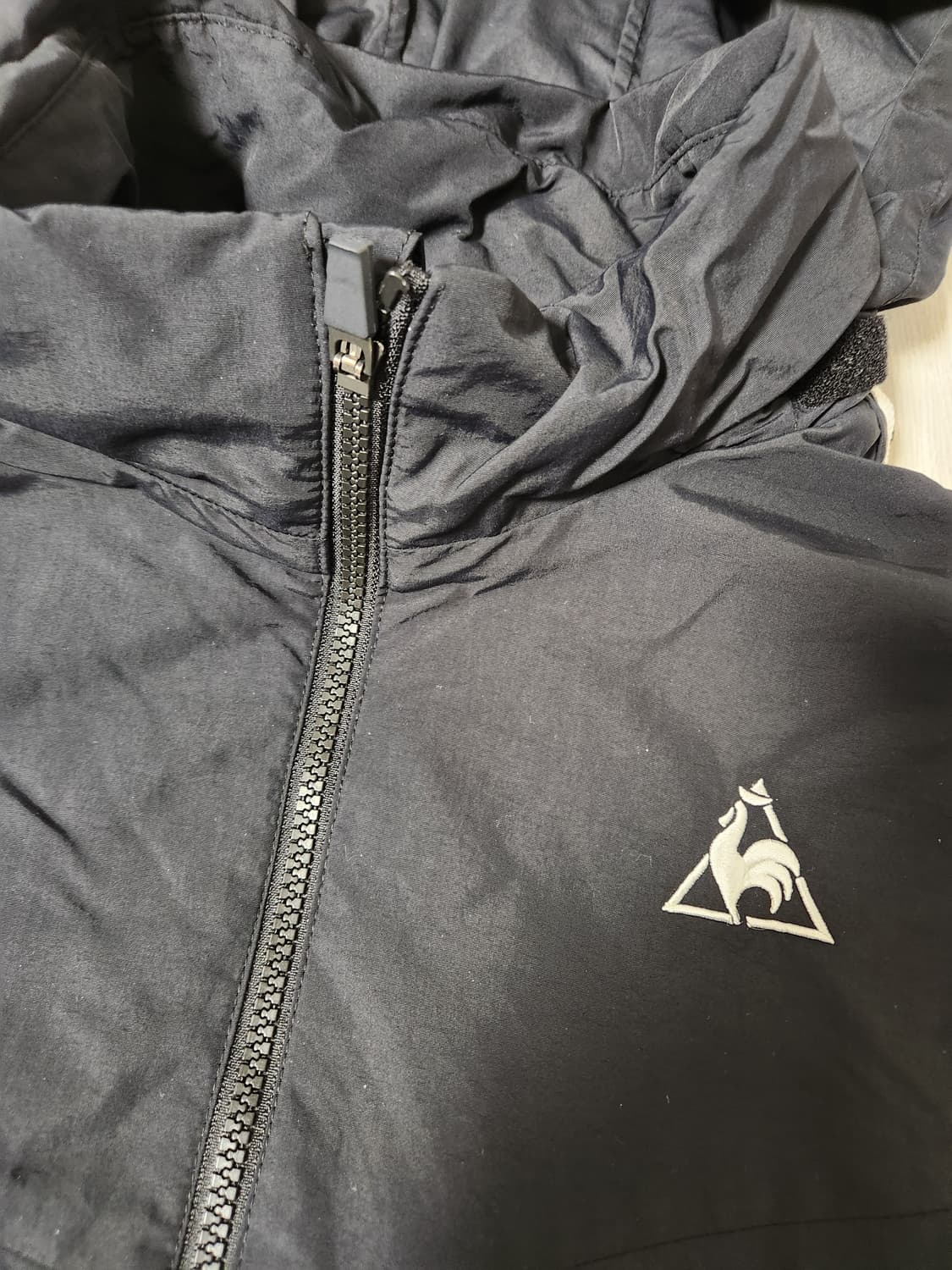 새상품급)르꼬끄 우븐 바람막이 사이즈L


오염 하자 없이 깨끗해요^^
 상품이미지4