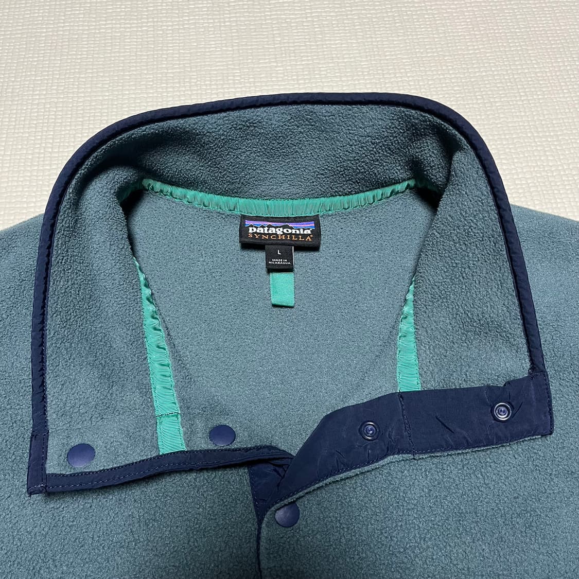 파타고니아 신칠라 다크 그린 상품이미지3