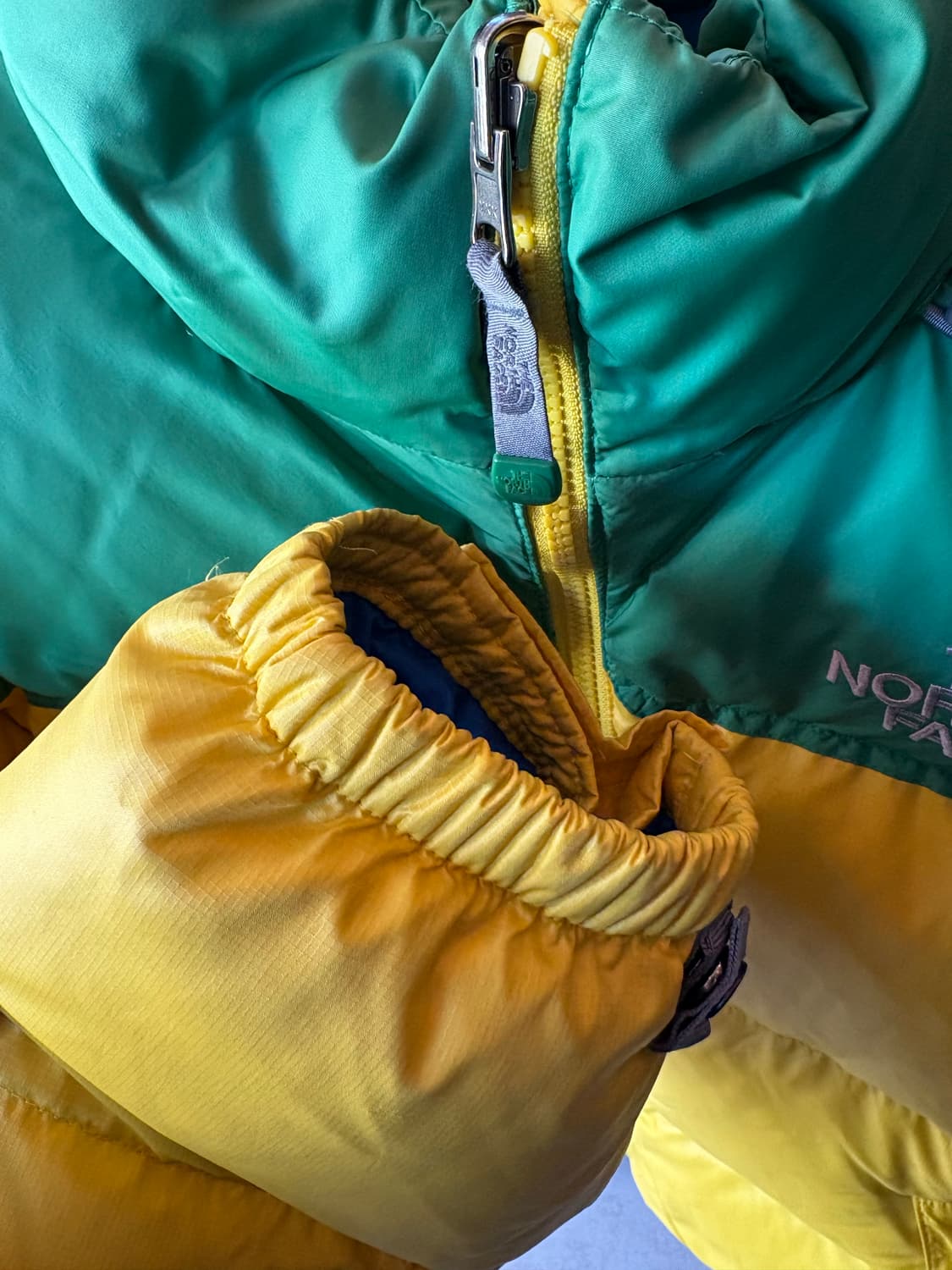 노스페이스 눕시 700 패딩 상품이미지4