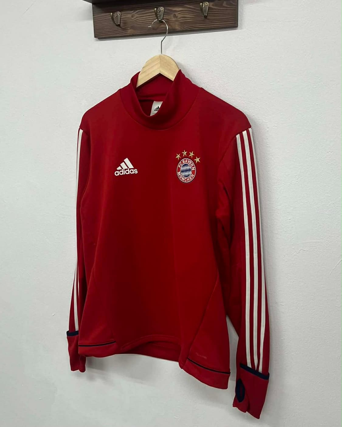 [105] 아디다스 바이에른뮌헨 4성 유니폼 트레이닝탑 긴팔 져지 상품이미지6