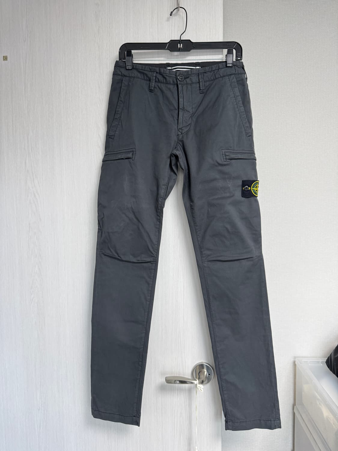 스톤아일랜드 카고팬츠 그레이 80 상품이미지1