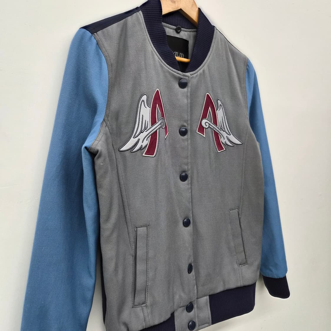 MLB LA 에인절스 팀 로고 누빔 바시티 자켓 남성 XS 상품이미지2