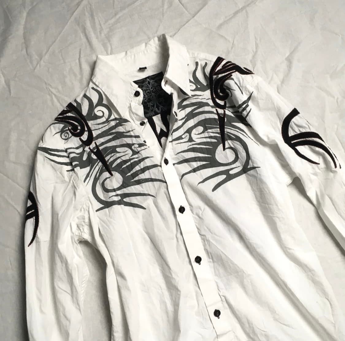 ROAR devil tribal embroidery shirt 상품이미지5