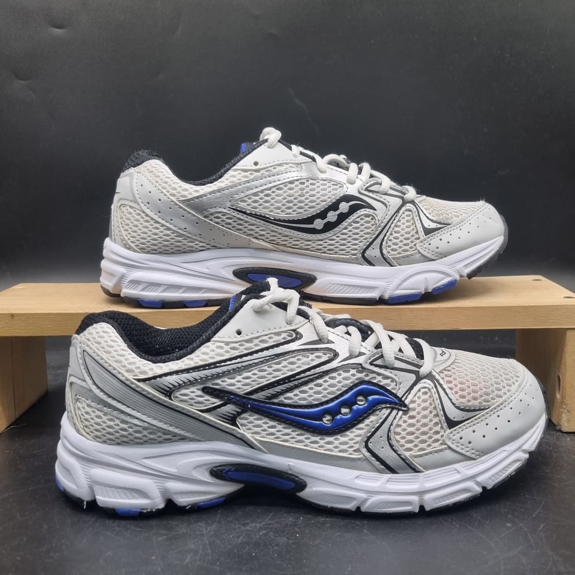 써코니 라이드밀레니엄 운동화 255 상품이미지1