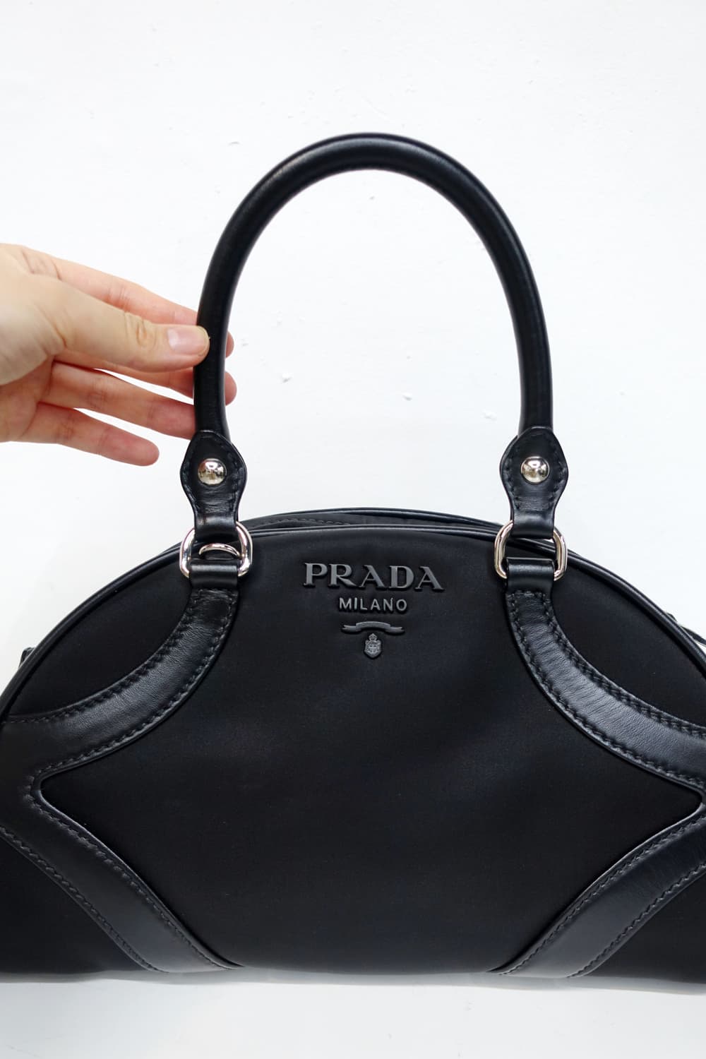 프라다 볼링백 상품이미지3