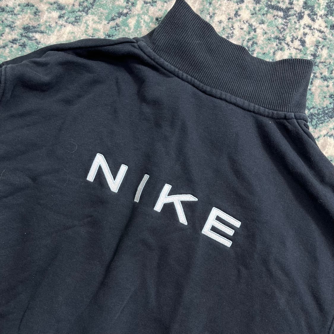 나이키 NSW 크롭 하프집업 블랙 상품이미지3