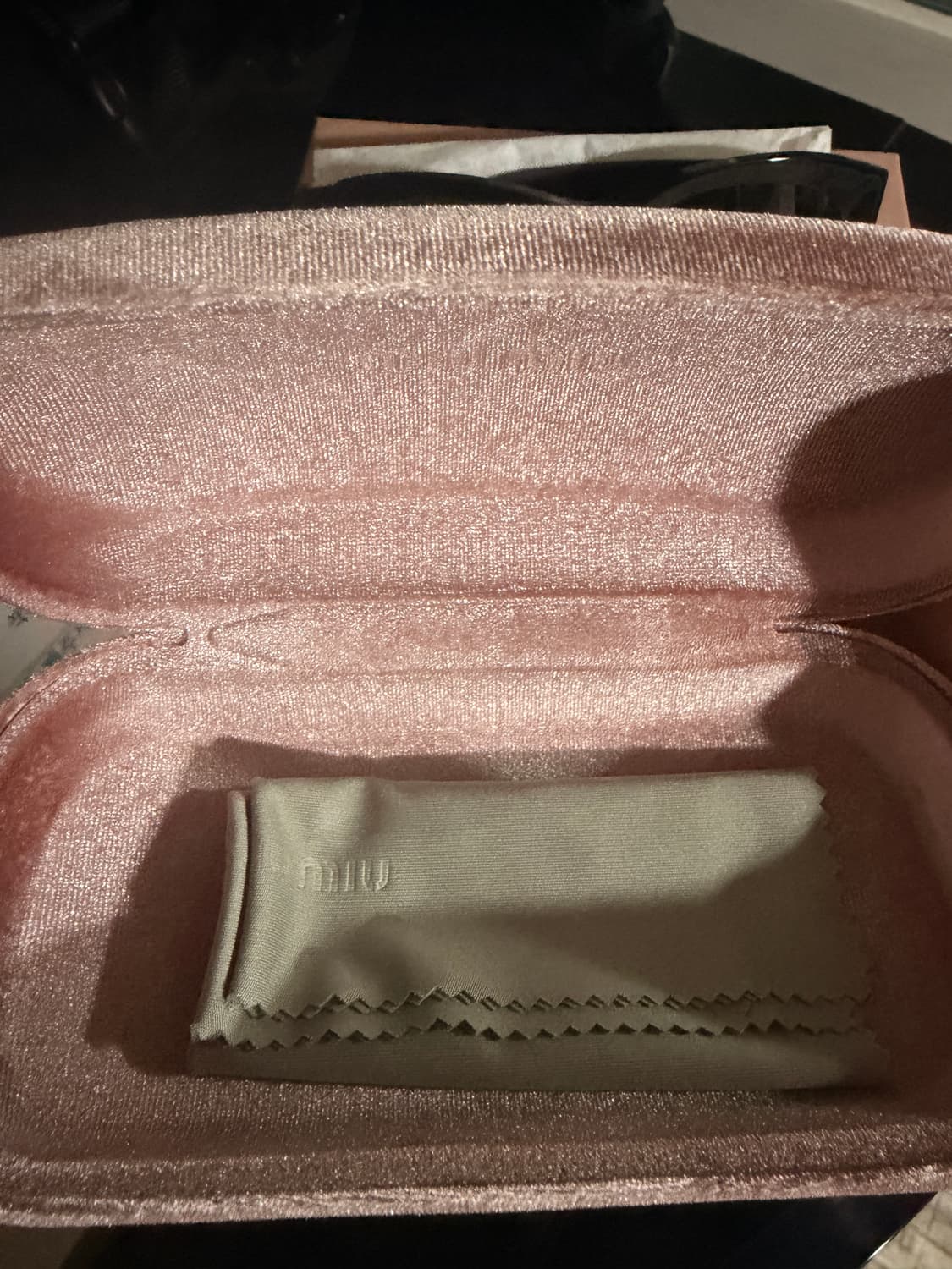 미우미우 글림스 선글라스 상품이미지6