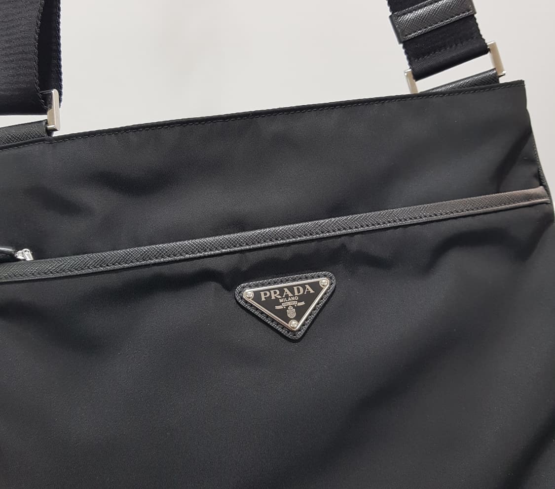 프라다 포코노 크로스백 상품이미지3