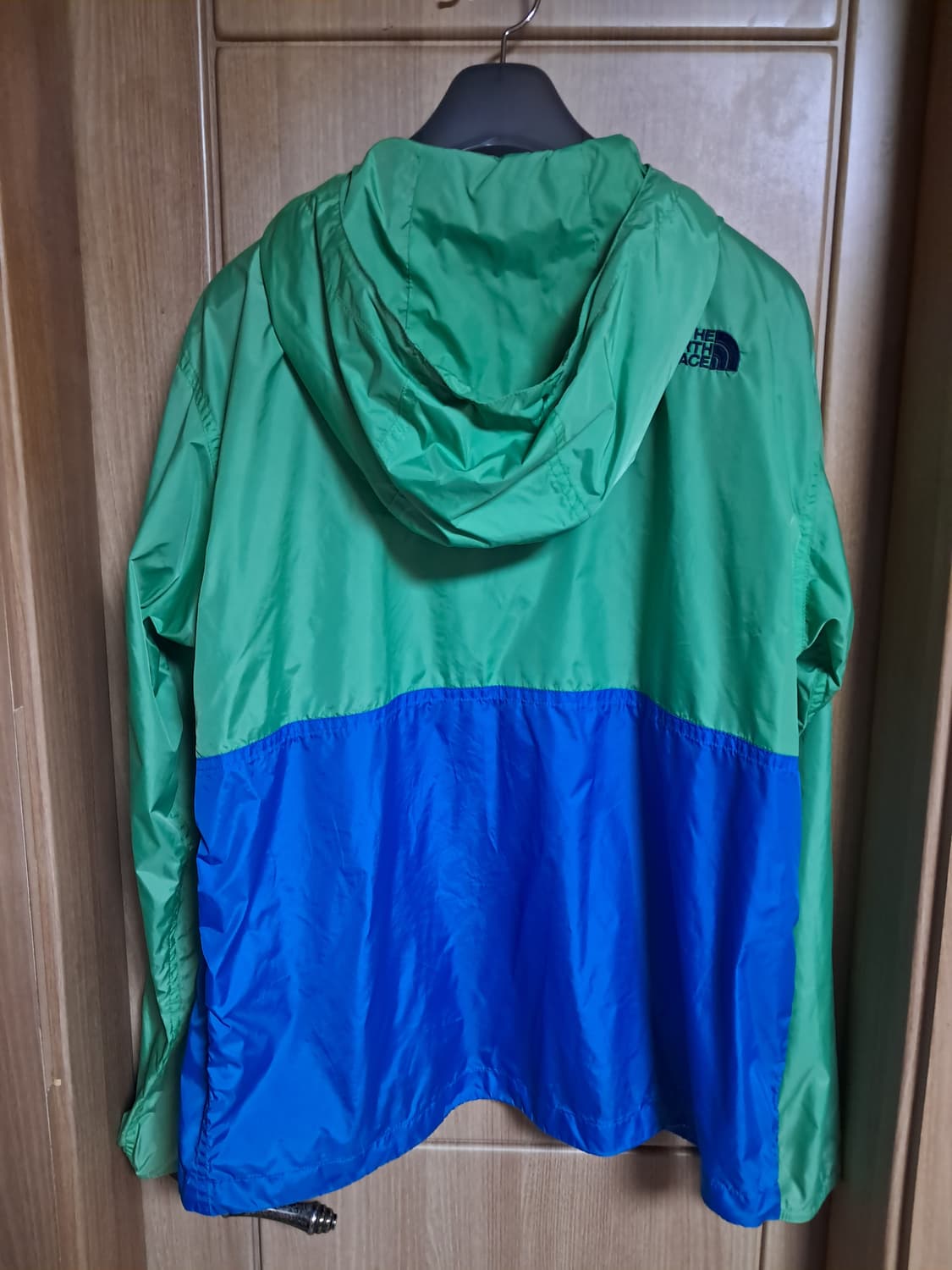 노스페이스 바람막이 남성100  상품이미지3