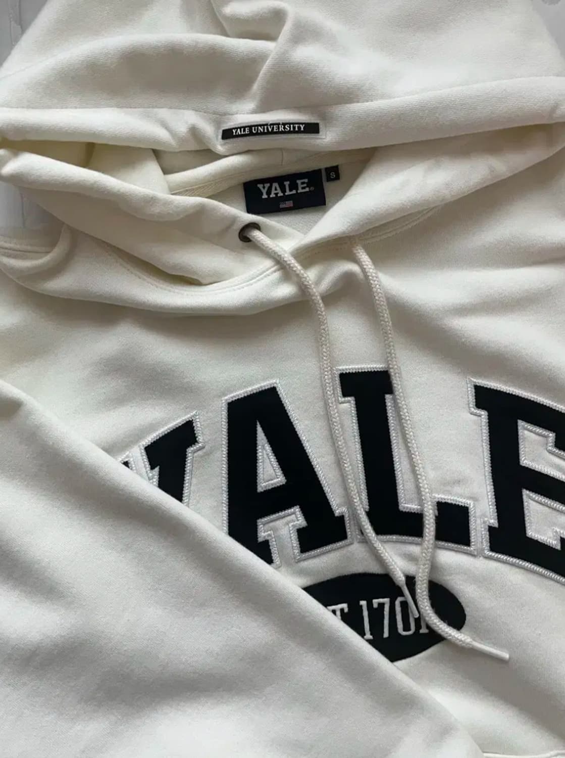 예일 아이보리 후드티 상품이미지3