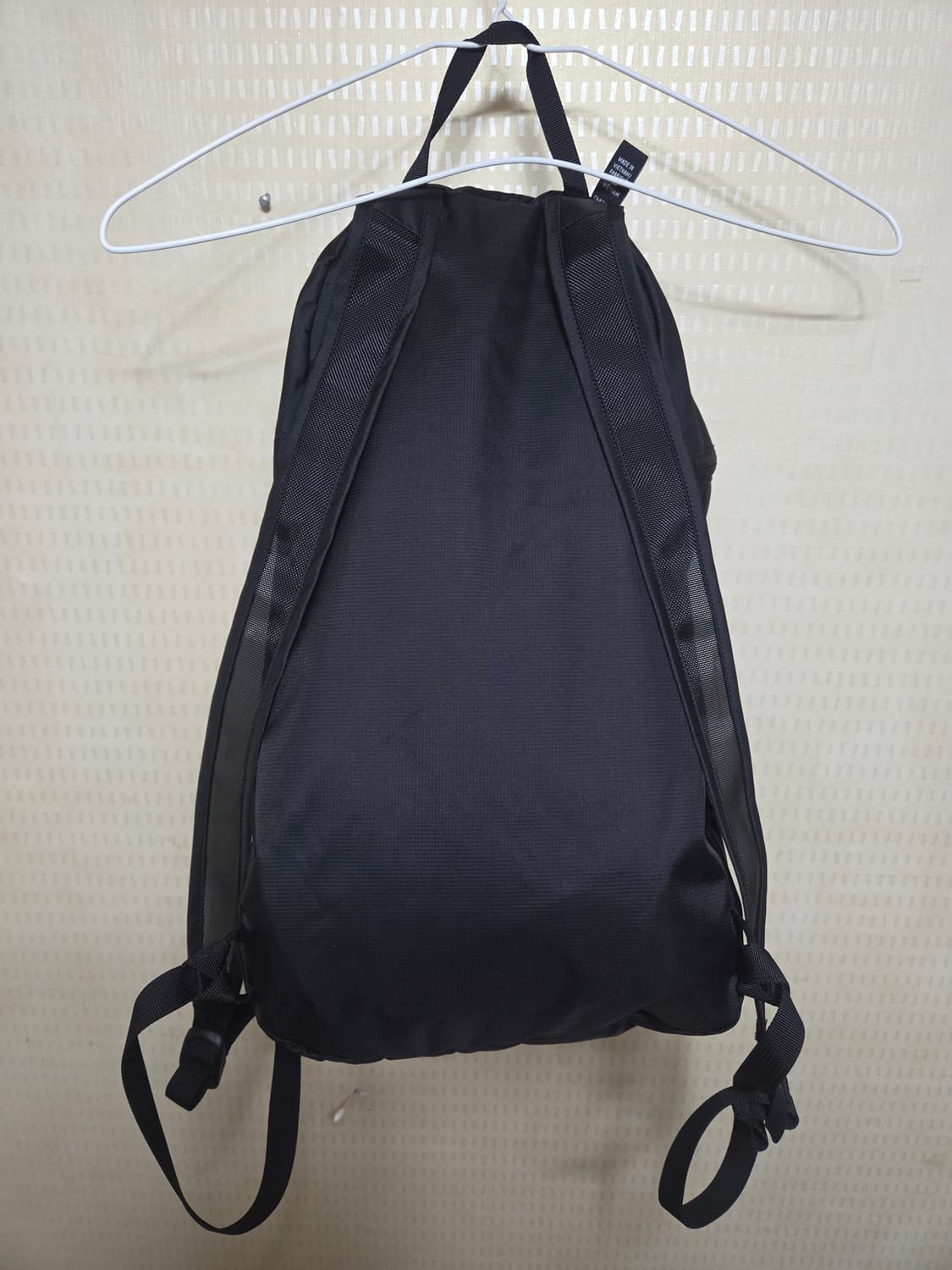 [25FW] 아크테릭스 헬리아드 15 블랙 상품이미지3