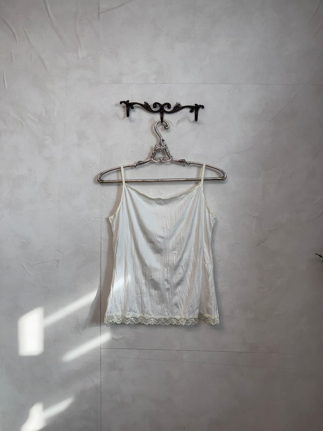 Ivory floral dot lace sleeveless  상품이미지4