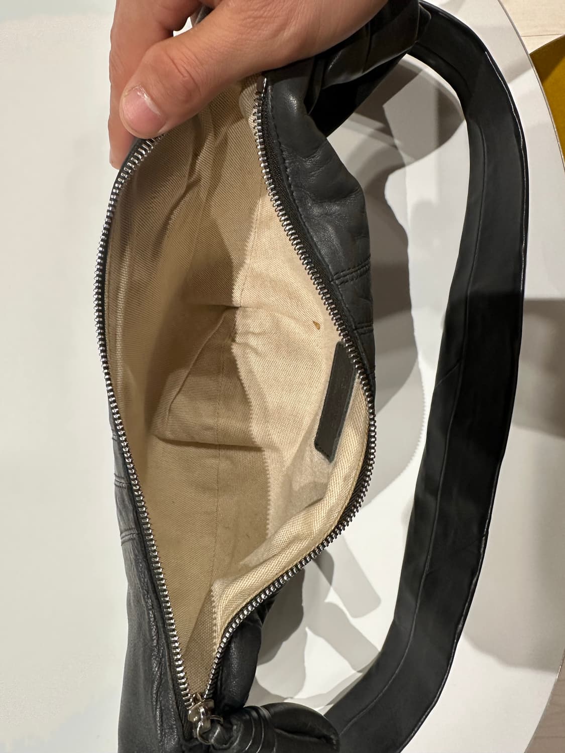 르메르 크루아상 범백 스몰 사이즈 팝니다 상품이미지7