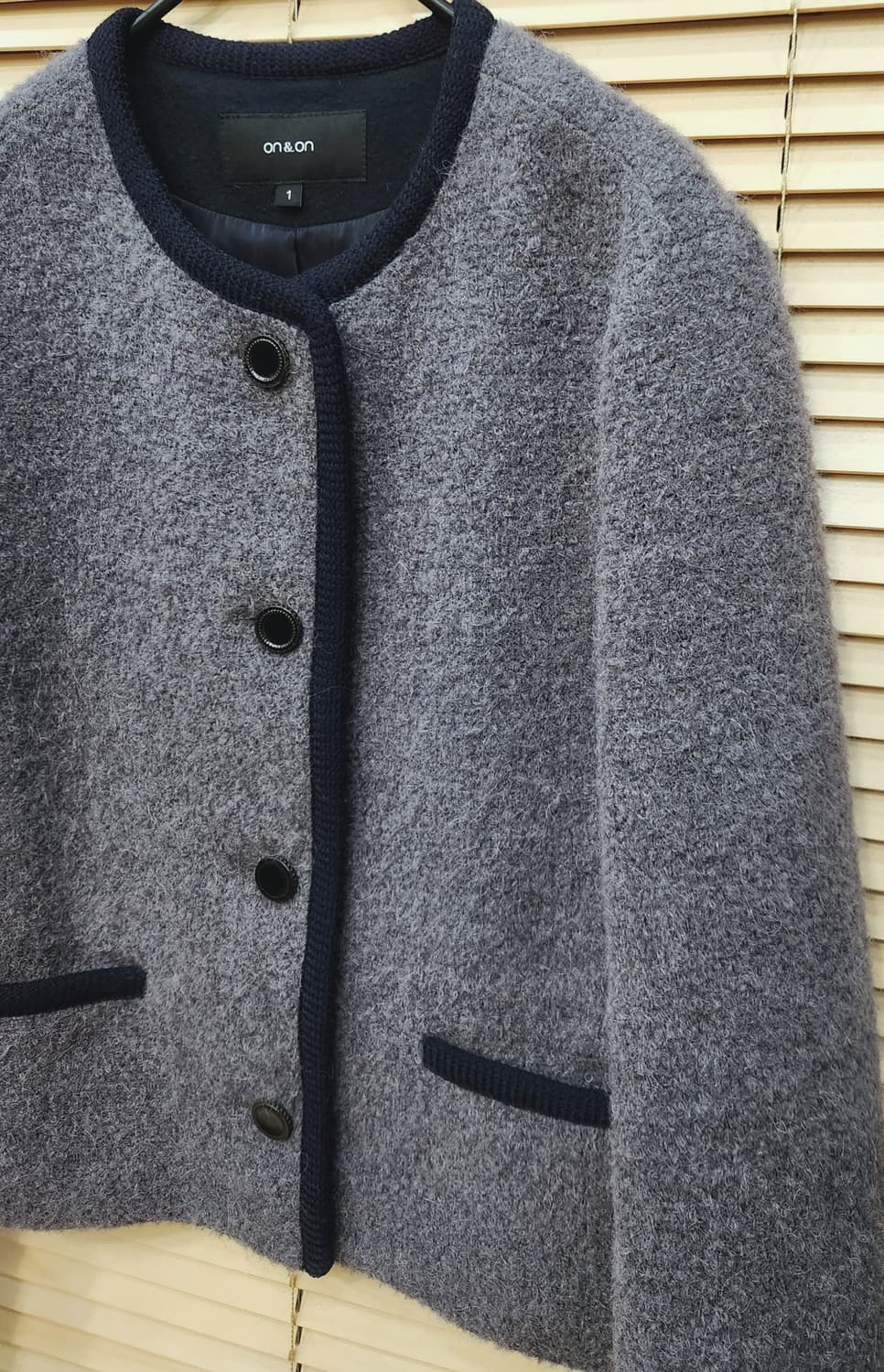 (새상품급)온앤온 문가영 부클레 트위드자켓 상품이미지2