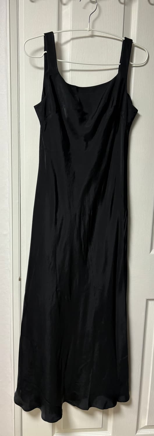 (새상품)HAVEC 하베크 - Square-neck silky dress 상품이미지4