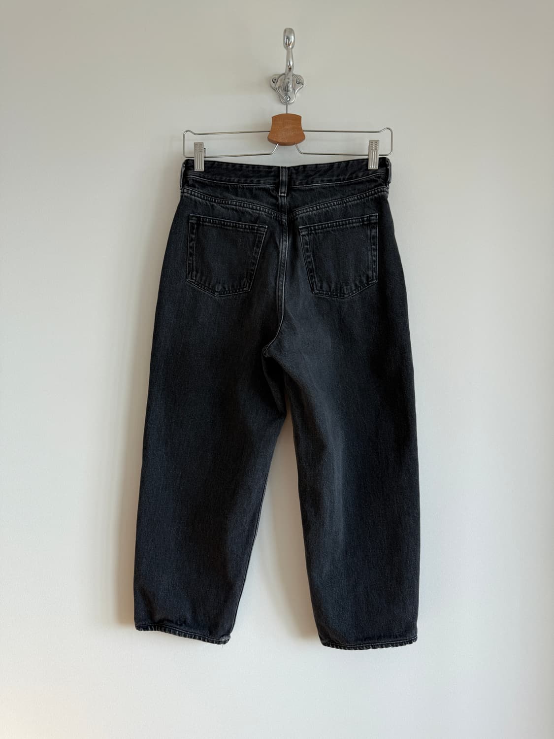 코스(COS) 흑청 데님 팬츠 상품이미지4