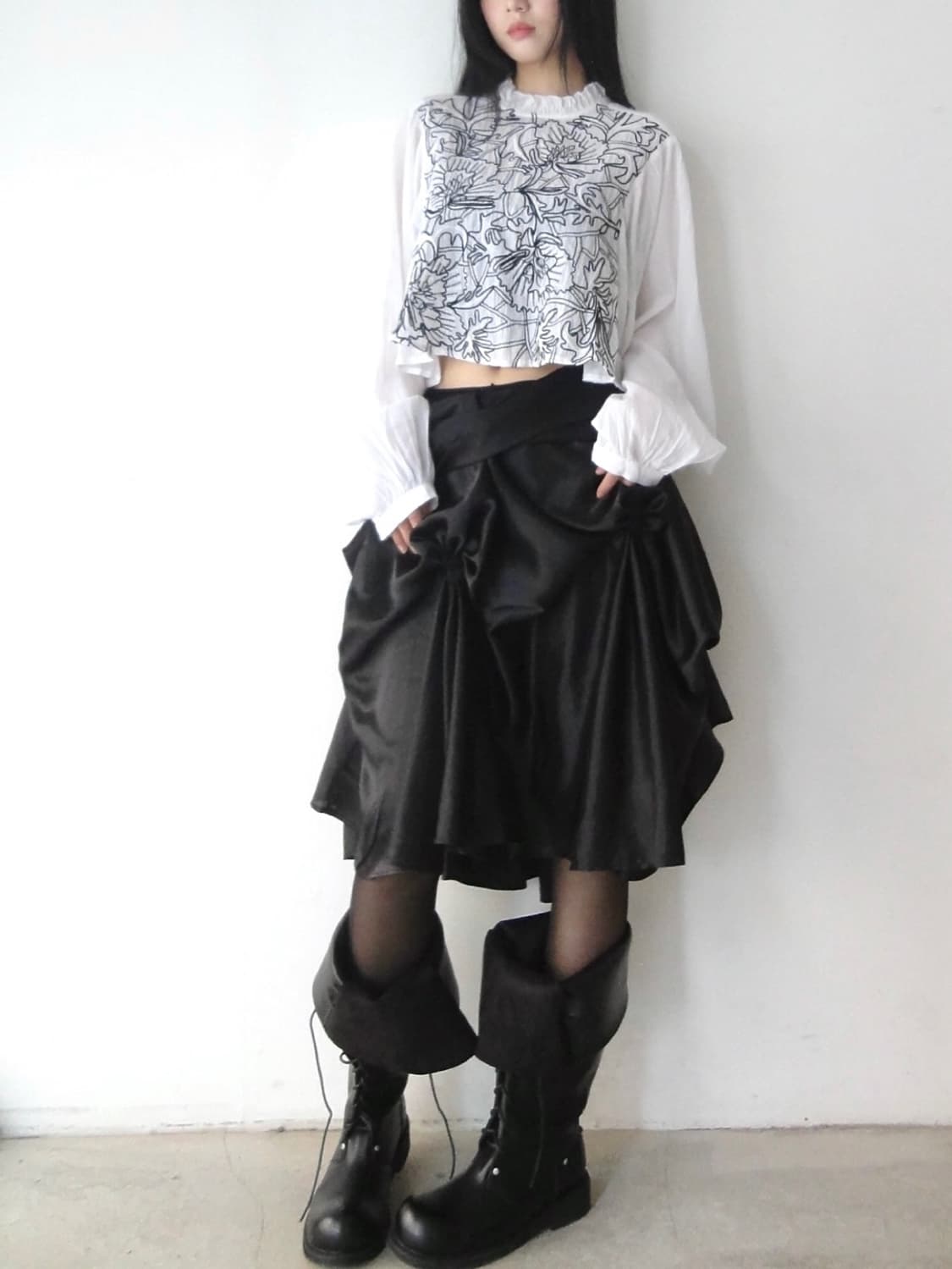 Front embroidery blouse / white 상품이미지6