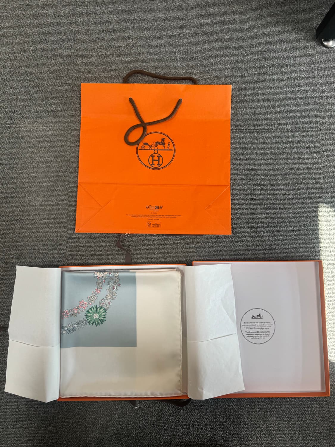 새상품 에르메스 스카프 상품이미지1