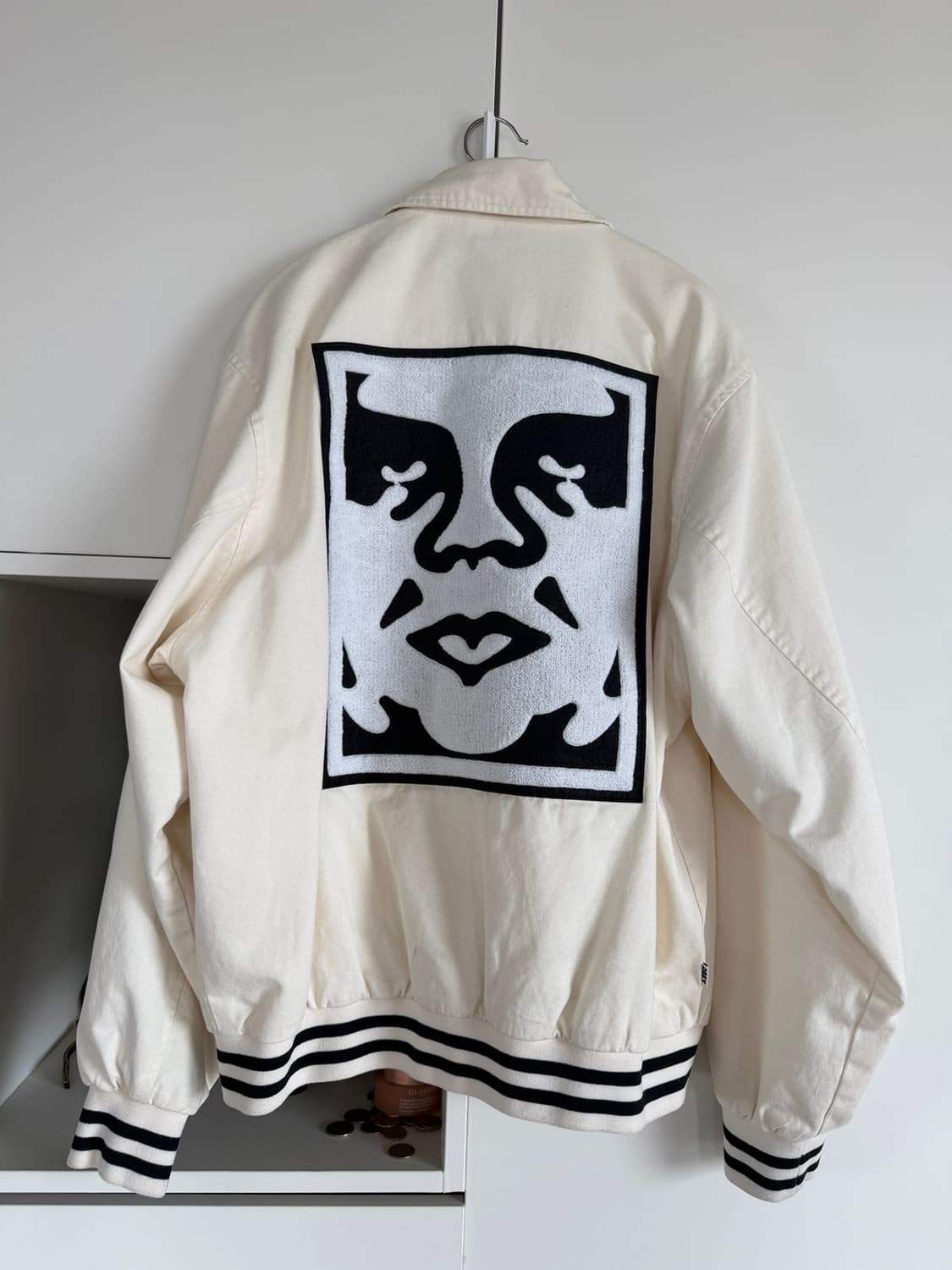 오베이 바시티 자켓 화이트 (M) 상품이미지2