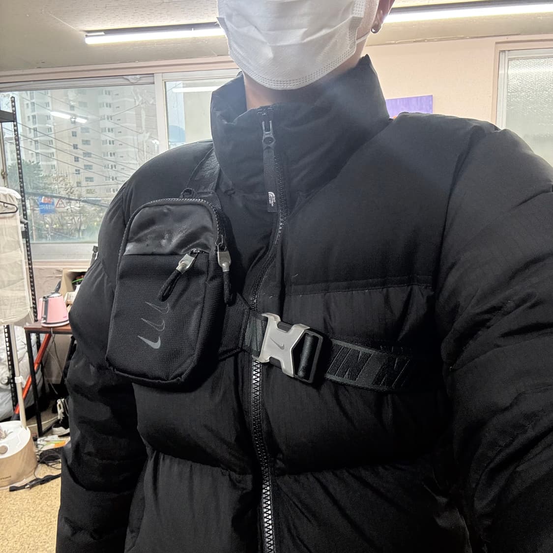 나이키 스포츠웨어 헤리티지 스몰 아이템 백 (Black) 상품이미지5