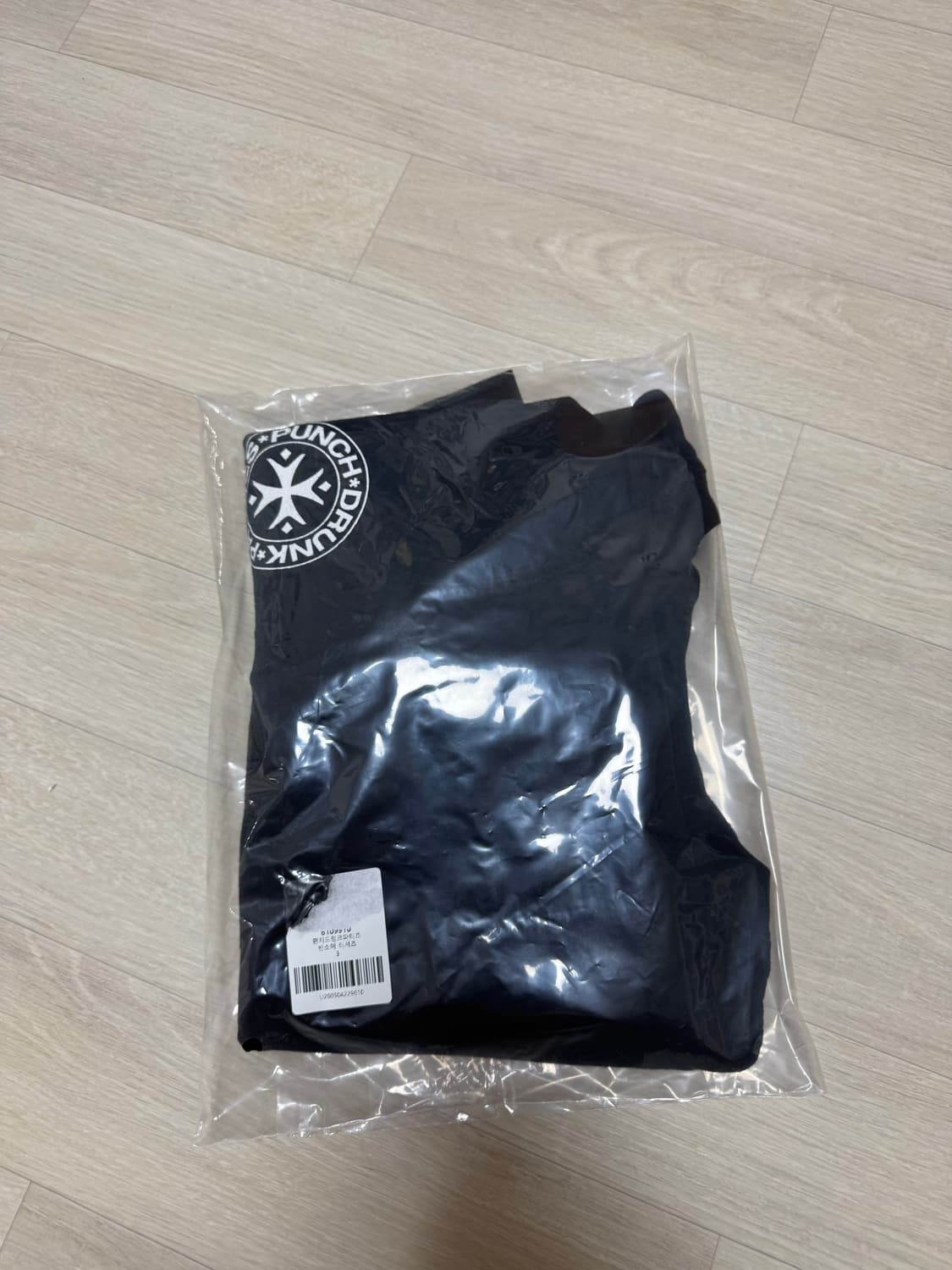 [3] 펀치드렁크파티즈 반팔 티셔츠 상품이미지3