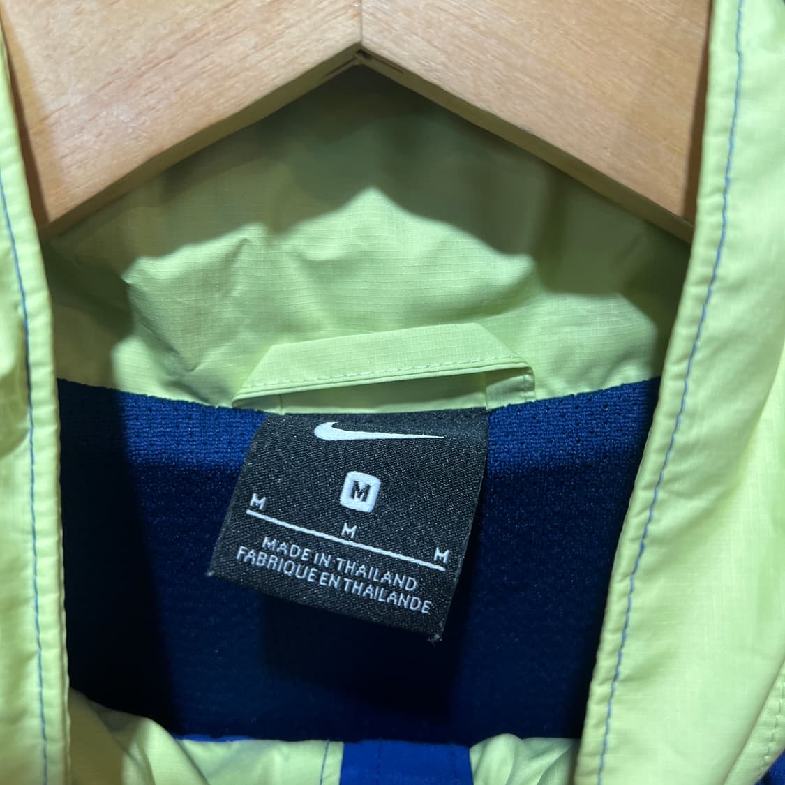 나이키 바르셀로나 바람막이 상품이미지3