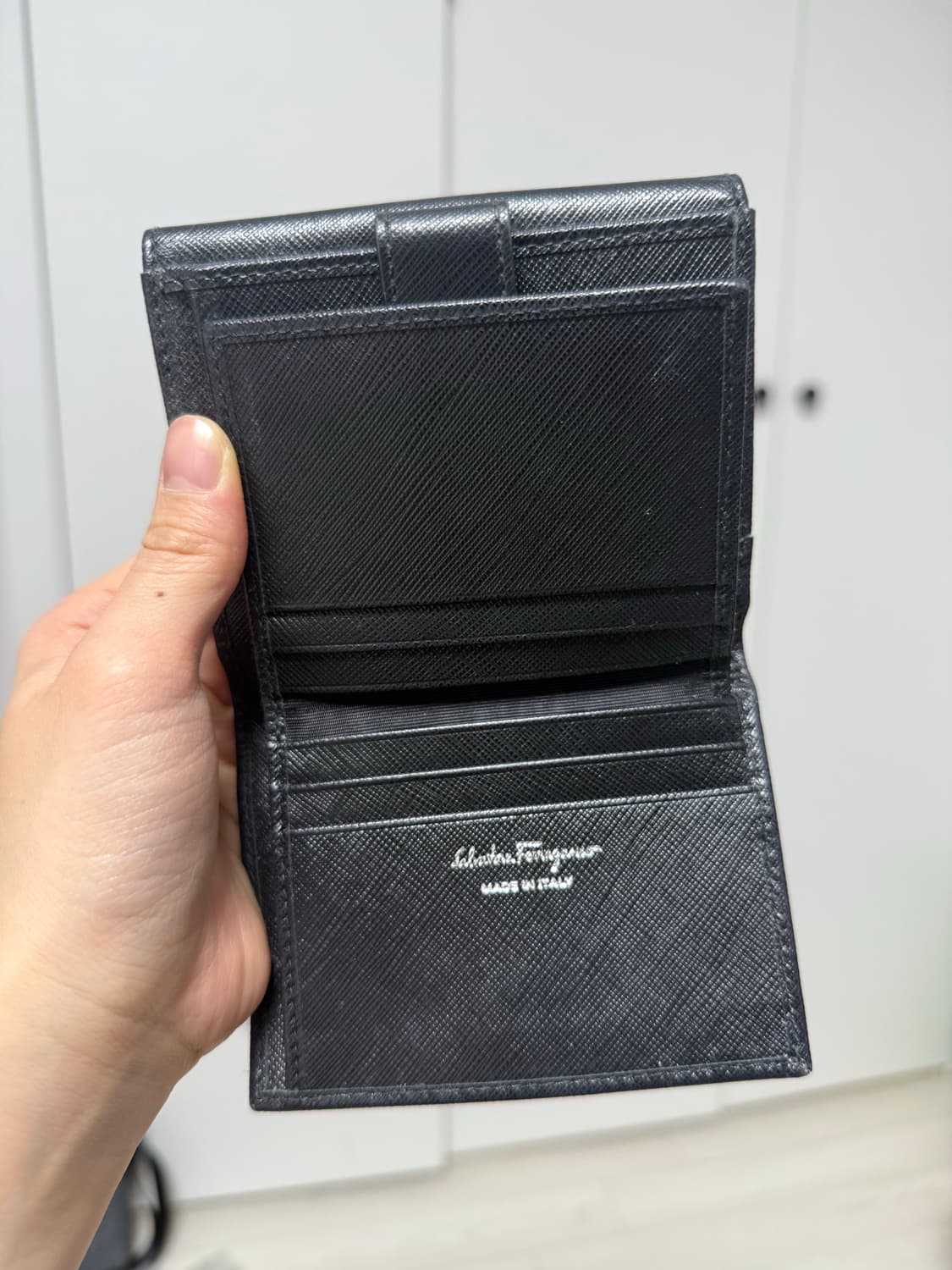 페레가모 반지갑 상품이미지3