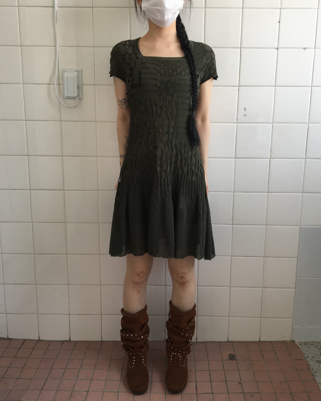 Punching pattern pleats onepiece 상품이미지1