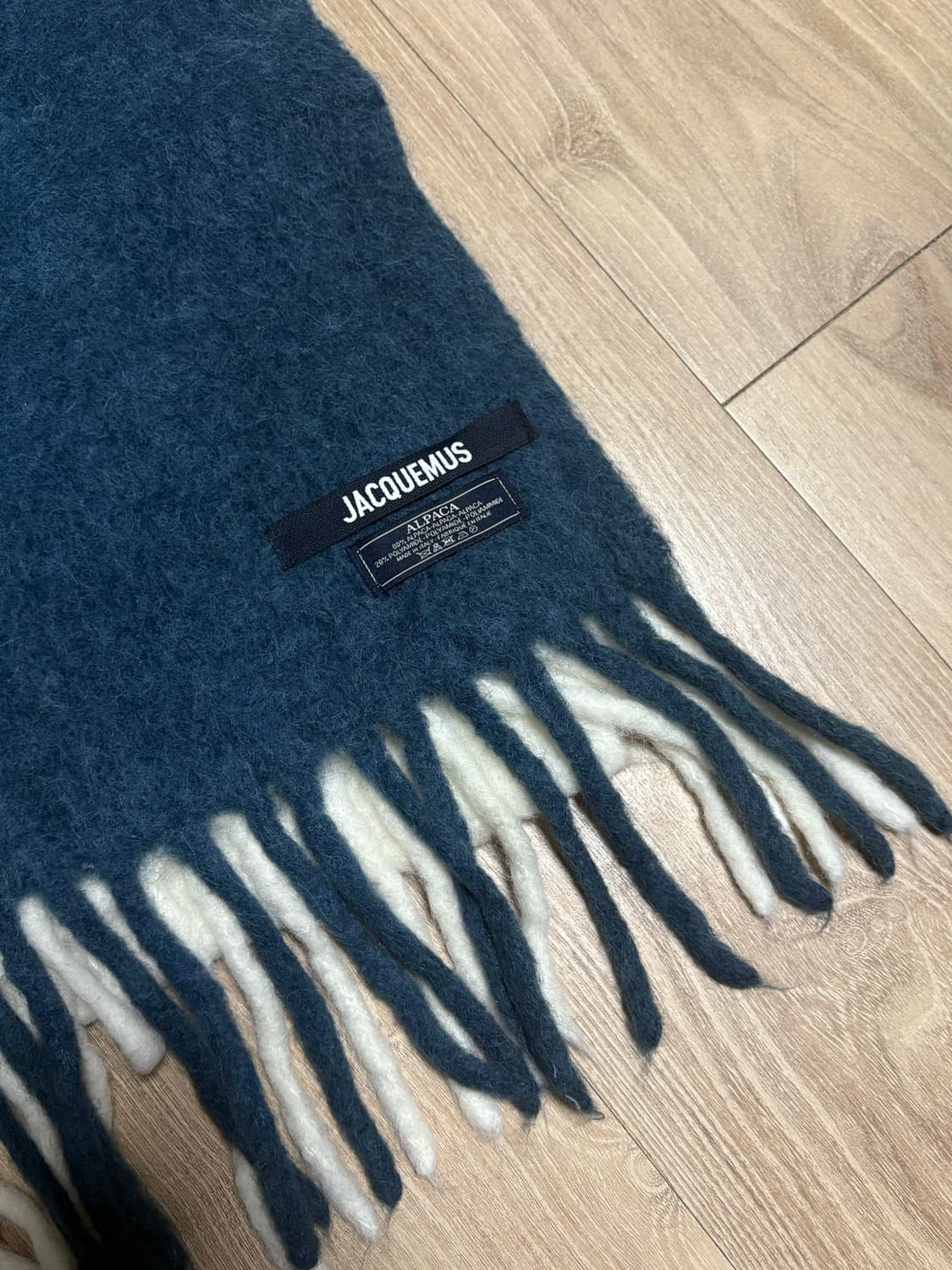 자크뮈스 레샤페 모아종 그라디언트 알파카 머플러 네이비 상품이미지3