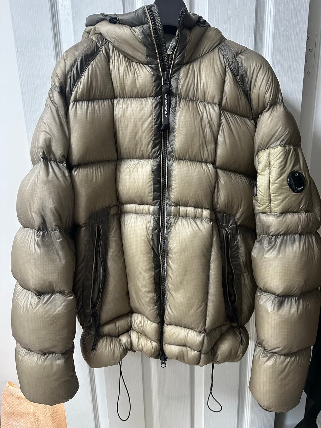 CP컴퍼니 dd쉘 빈티지 카키 패딩24FW xxl 상품이미지1