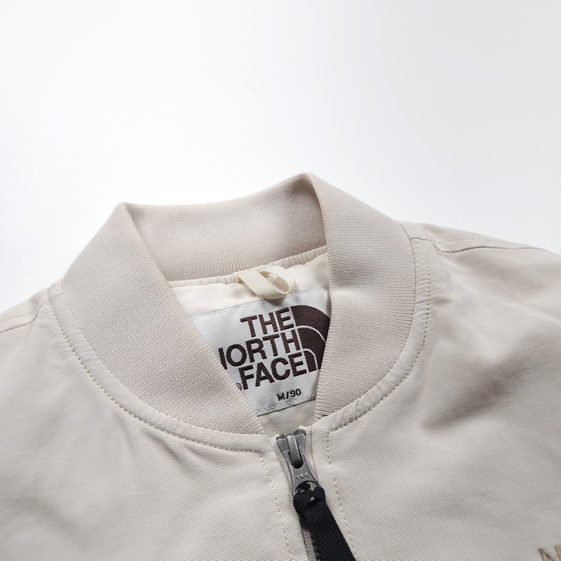 노스페이스 화이트라벨 닐턴 히트 크롭 봄버 자켓 (85) 상품이미지6