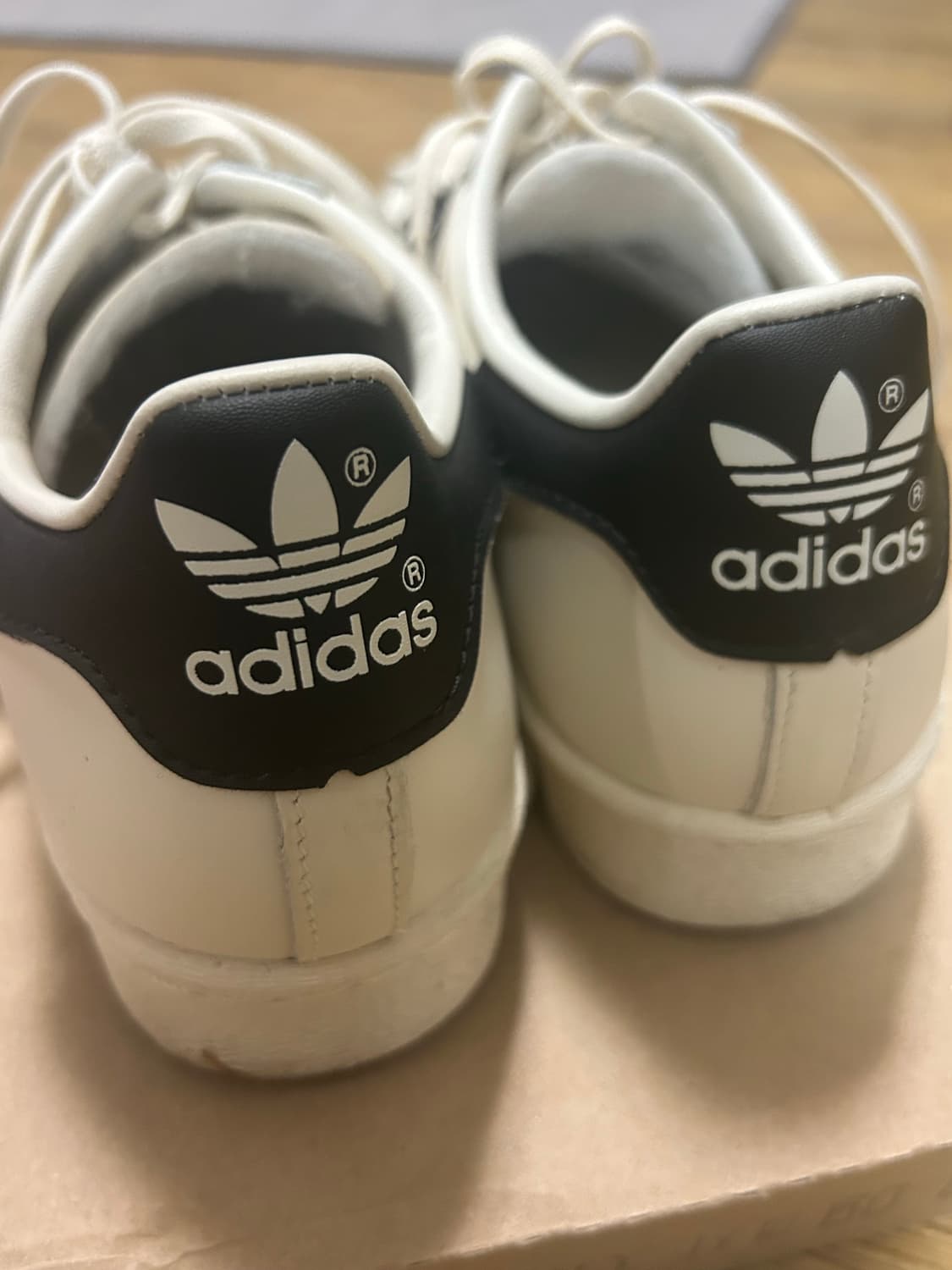 슈퍼스타82 화이트블랙 285 상품이미지3